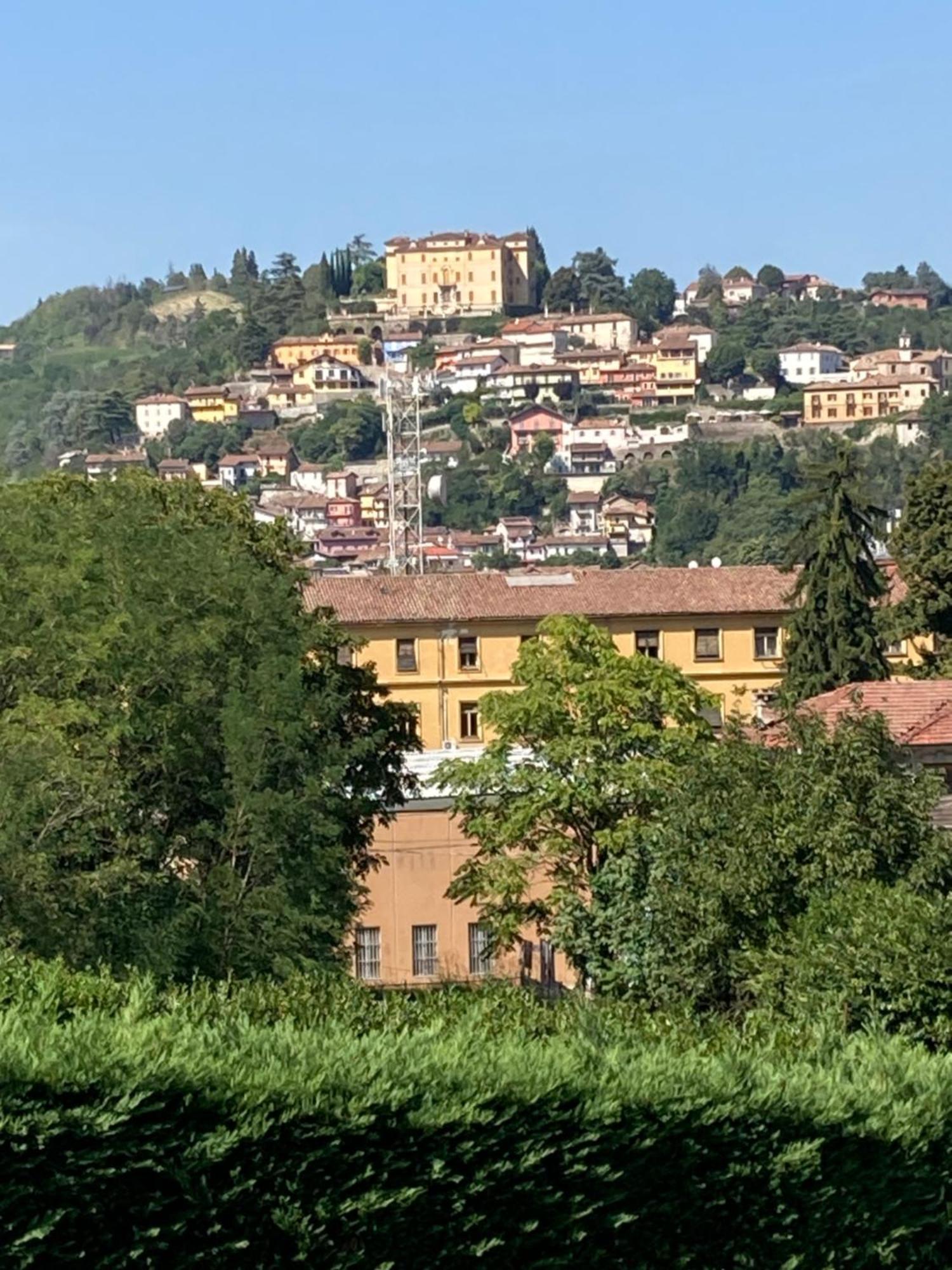 Casa Finestre Bianche Daire Canelli Dış mekan fotoğraf